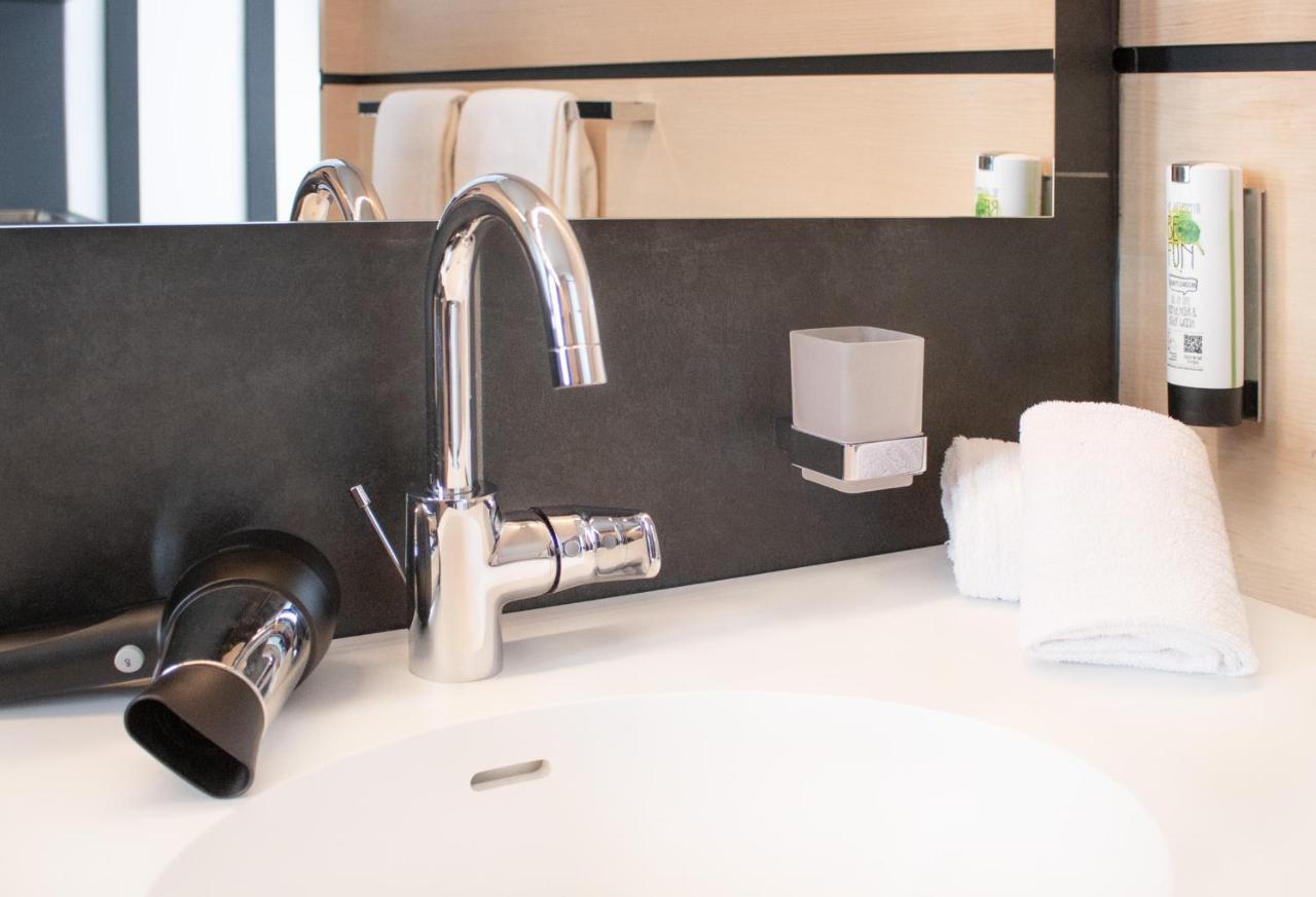 Mdg Hotel By Wmm Hotels Magdeburg Ngoại thất bức ảnh